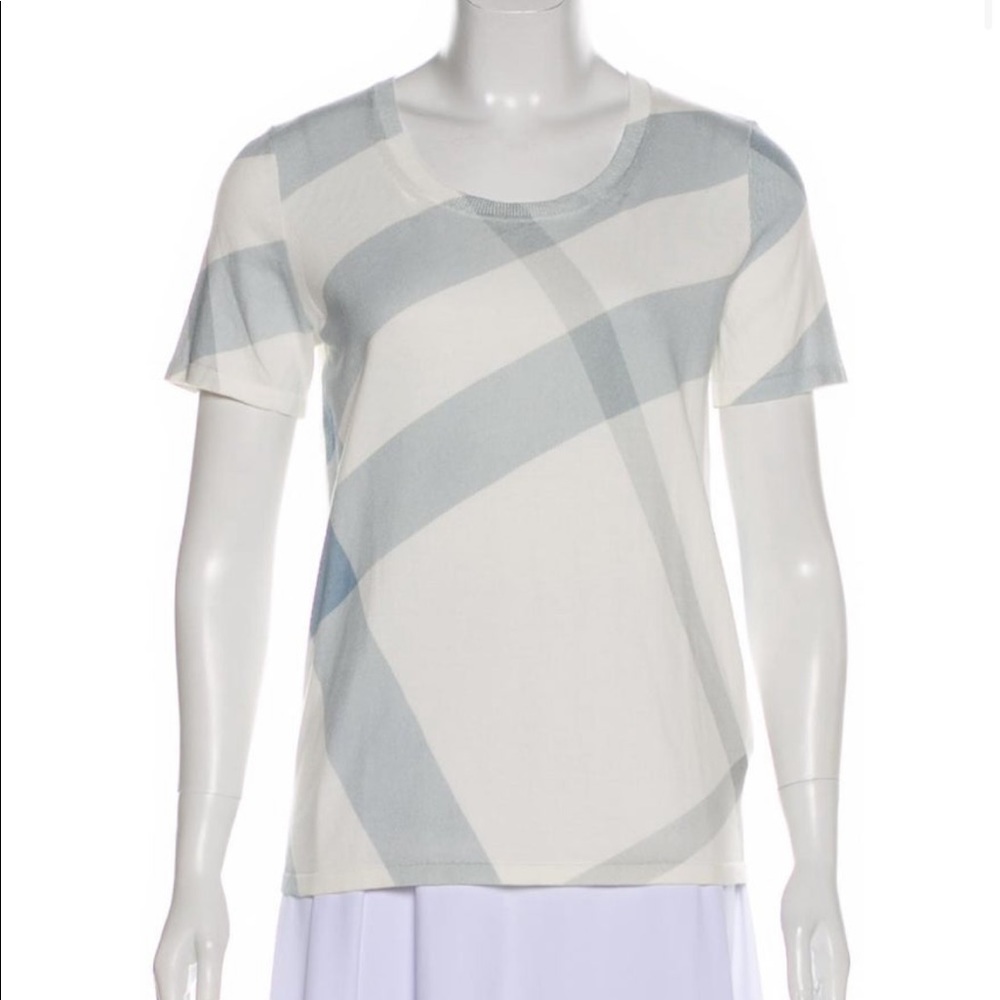 Burberry brit xs t shirt women used
